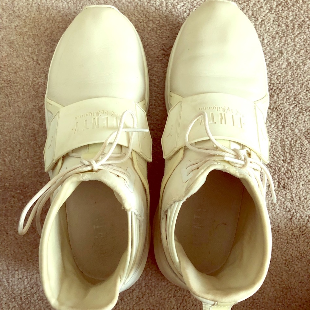 Fenty pumas